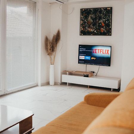 Skopje Boutique Apartments ภายนอก รูปภาพ