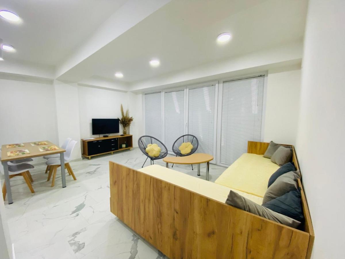 Skopje Boutique Apartments ภายนอก รูปภาพ